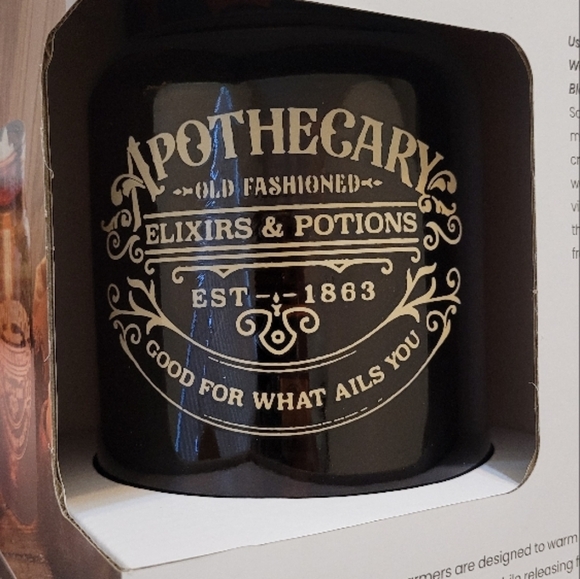 Amber Glass Wax Warmer - Picture 2 of 5